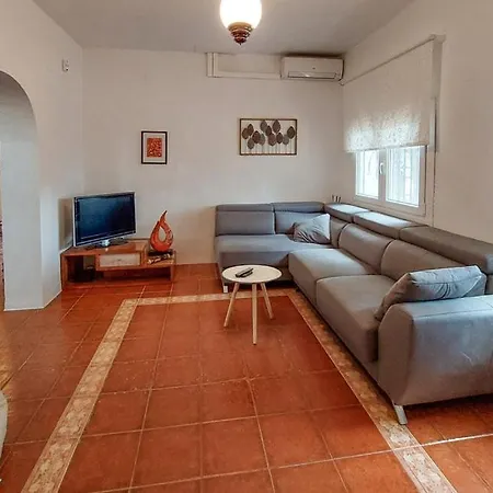 La Marciana - Piscina Pista Tenis Futbol Y Baloncesto Privado - Externo Independiente *